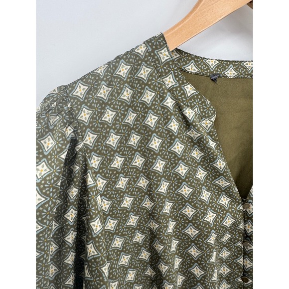 Robbie‎ Bee Geometric Green Tiered Midi Dress Smocked Lantern Est. sz Small - Picture 9 of 10